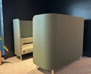 Frame - Showroom