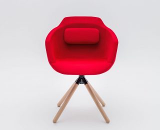 Krzesło Ultra na drewnianych nogach